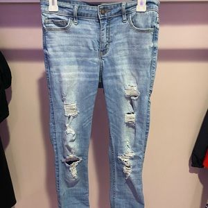 Hollister ripped skinny jeans